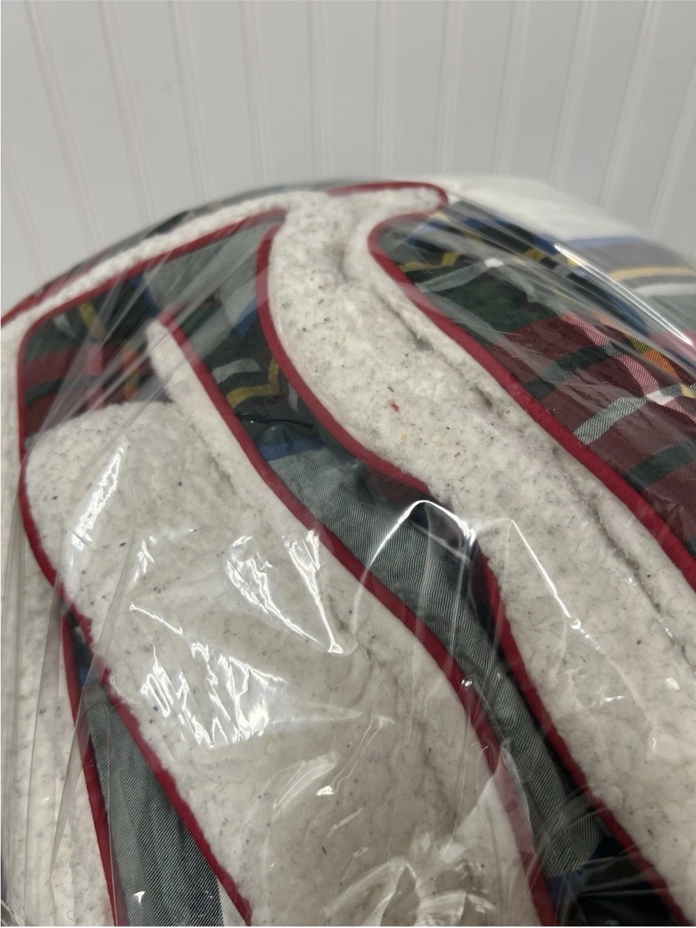 Pottery Barn Stewart Plaid King Comforter Sherpa Christmas Red Green - Picture 2 of 7